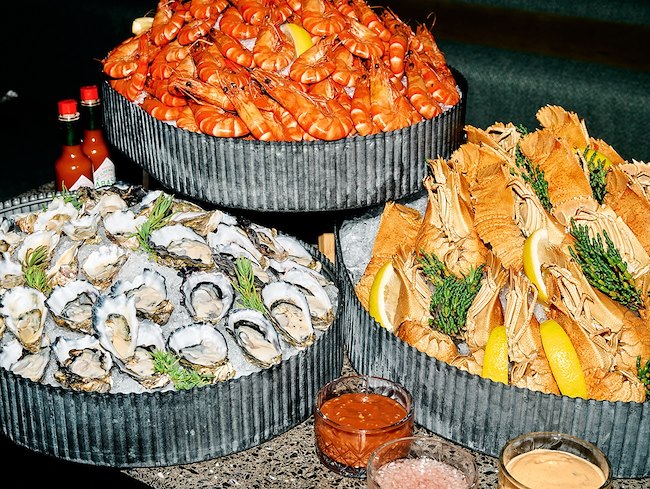 CHRISTMAS LONG LUNCH